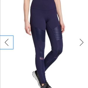 Alo Yoga Moto Leggings